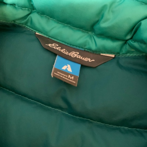 Eddie Bauer Women's Teal Puffer Vest. Size M - Picture 5 of 5